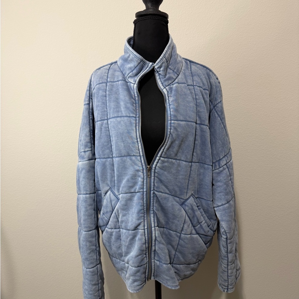 Forever 21 Light Blue Quilted Puffer Jacket - Picture 2 of 4